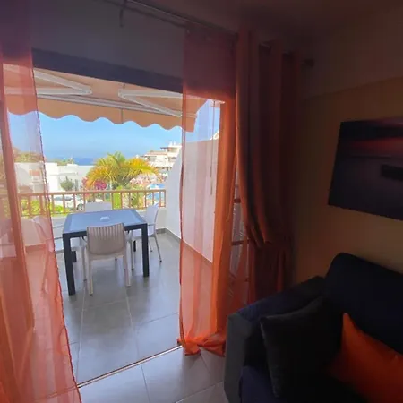 Primo Piano Con Vista Piscina E Parziale Vista Mare Appartement