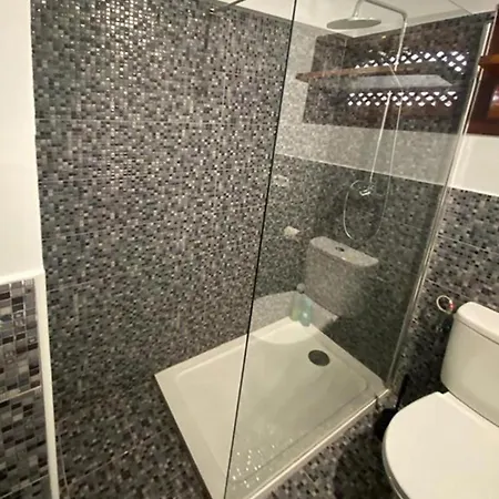 Primo Piano Con Vista Piscina E Parziale Vista Mare * Costa Adeje (Tenerife)