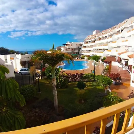 Con Piscina E Vista Mare L102 Appartement