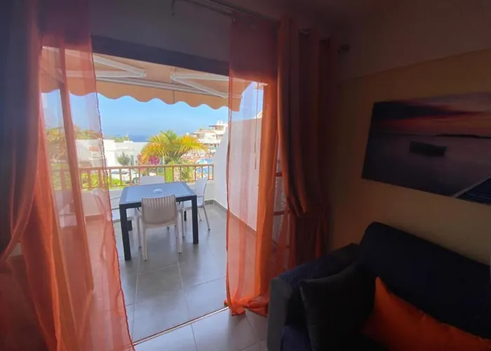 Primo Piano Con Vista Piscina E Parziale Vista Mare Appartement